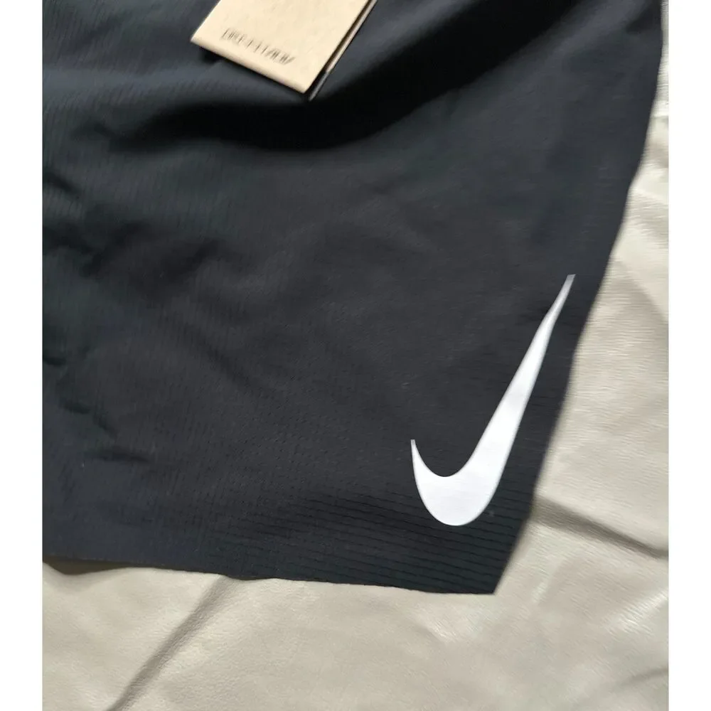 Nike Dri-FIT ADV AeroSwift 4